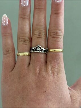 Pandora Silver Crown Ring with Lab Diamond